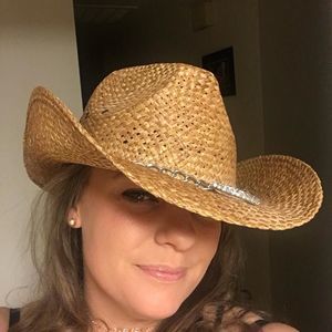 Meet your Posher, Vera